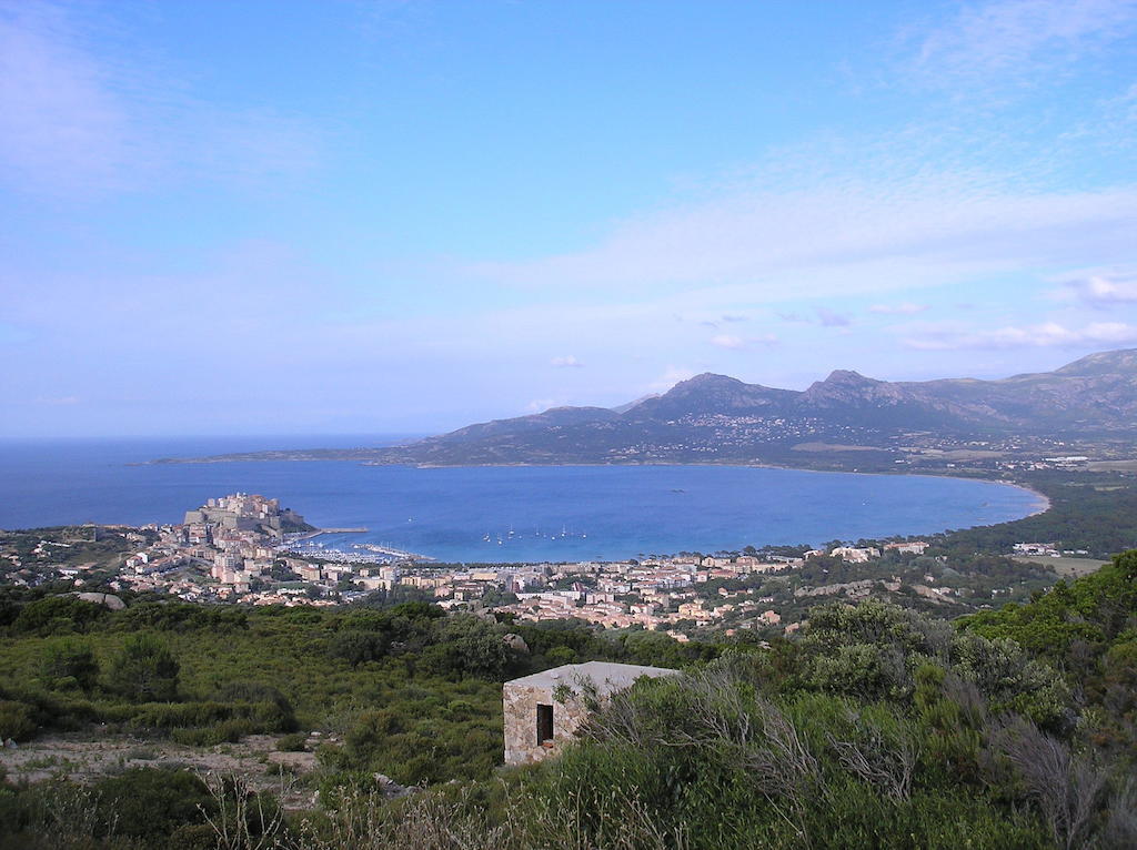 Residence Nayah-Maria Calvi  Exterior photo